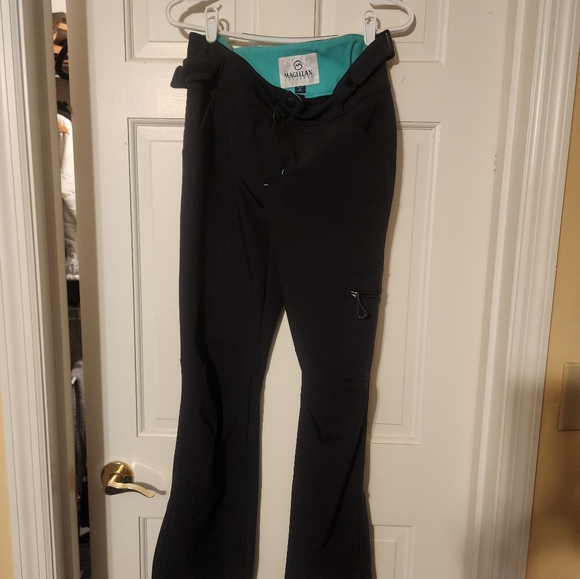 Magellan Outdoors Pants - Magellan Ski pants size small